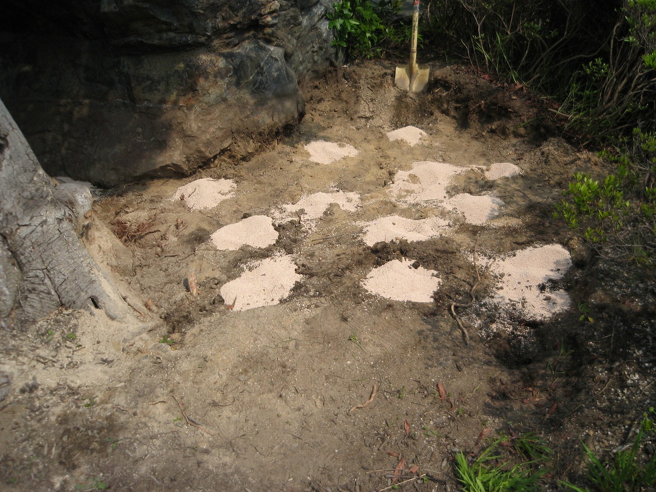 松江市の外構工事事例（インターロッキングとポストと門柱）